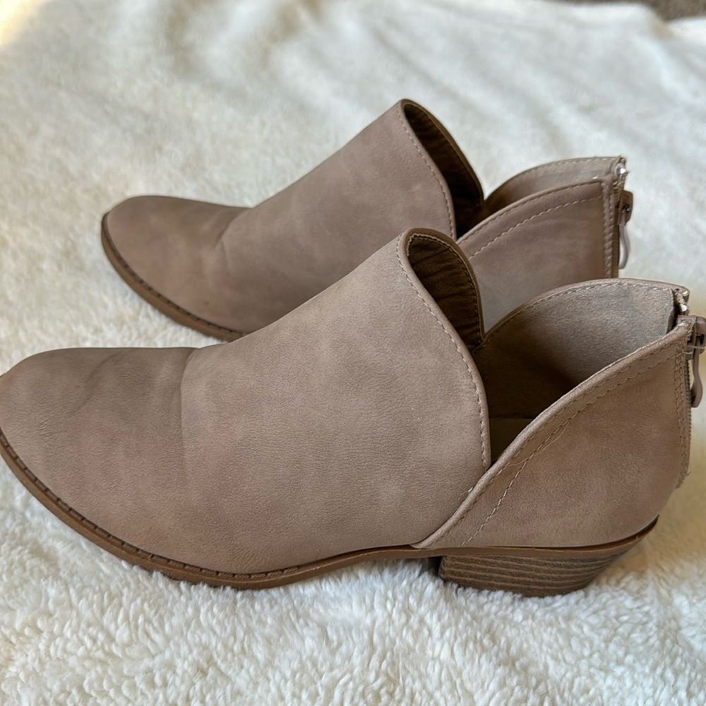 Women’s Light Brown Ankle Booties